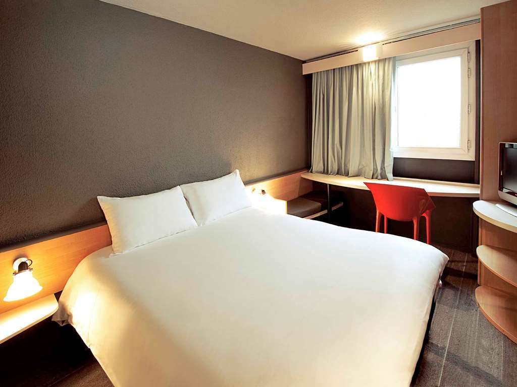 Ibis Château De