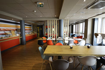 Hotel Ibis Chateau De