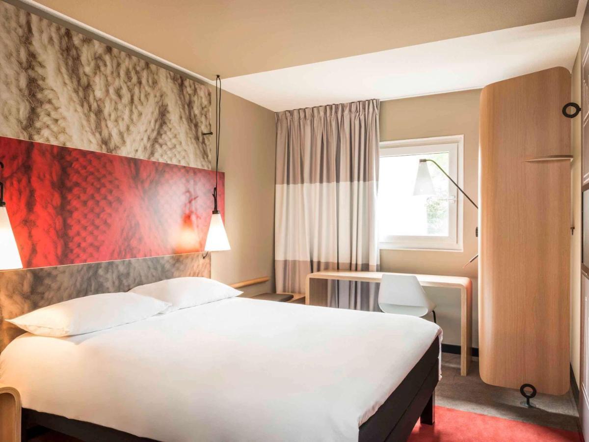Ibis Chateau De